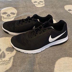 Nike Running Shoes • Women’s 10 • Black & White